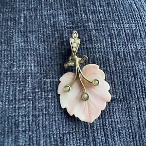 antique edwardian gilt metal pearl coral leaf pendant - Picture 1 of 9
