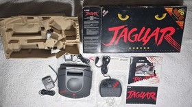 ATARI JAGUAR 64-BIT CONSOLE [CIB]