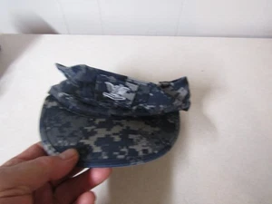 MILITARY HAT CAP US NAVY ABOUT A SIZE 6 7/8- SIZE 7 WITH SEWN EMBLEM RANK - Picture 1 of 3