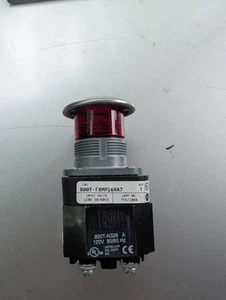 Allen-Bradlrt 809T-FXMP16RA7 Illuminated Red Push Button - Picture 1 of 12