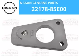 NISSAN OEM Distributor Bracket 22178-85E00 genuine - Picture 1 of 7