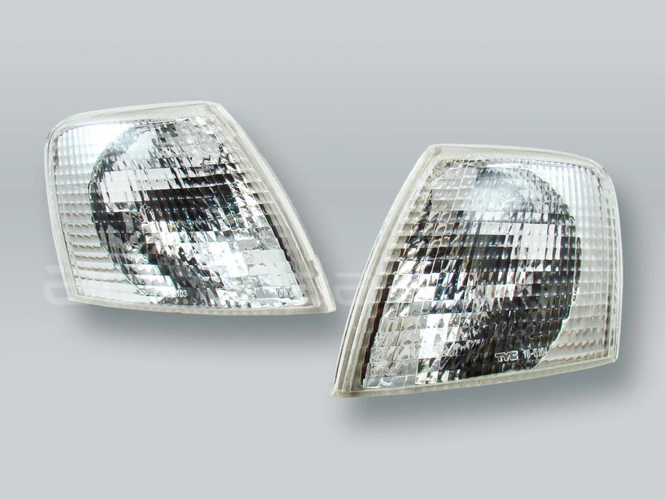 Par de luces de esquina transparentes TYC para VW Passat 1998-2001 Foto 1 de 3