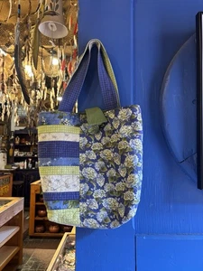 Borsa fatta a mano materiale verde e blu tote fiori - Foto 1 di 4