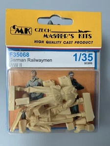 CMK 1/35 German Railwaymen WWII 2 Figuren Miniatur F35068 - Bild 1 von 9