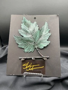 Steve Joslyn metalwork leaf wall hanger - Picture 1 of 3
