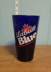 Labatt Blue Pint Glass 5.75" Tall Cobalt Blue GREAT LOOKING GLASS - Picture 1 of 8