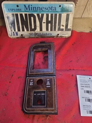 Lincoln Continental 1978 1979 borde de tablero de grano de madera D8Vb-60045C91-A    Foto 1 de 4