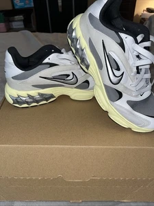 Nike Zoom Air Fire Particle Grey Photon Dust W Größe 8 Neu im Karton - Bild 1 von 8