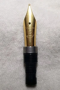 Pelikan M200 fountain pen replacement nib Medium - Picture 1 of 3