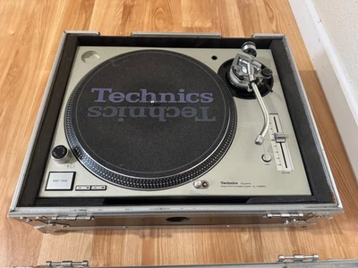 Tocadiscos Technics SL-1200MK5 Direct Drive negro nuevo de stock sin usar - se envía desde Nueva York Foto 1 de 2