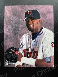 Cristian Guzmán 2000 MINNESOTA TWINS SIGNED AUTO 8x10 Baseball Hologram (B) - Picture 1 of 5