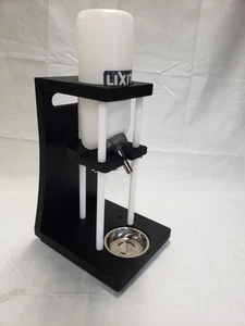 Pet Water Stand Small Dog/Cat (5-10 lbs) Enjoipets DWS-32 with 32oz Lixit Bottle - Picture 1 of 2