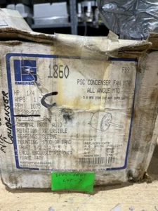 MOTOR CONDENSADOR DE VENTILADOR DE AIRE ACONDICIONADO EMERSON 1860 HP: 1/4, RPM: 1075, 208-230V W430 - Imagen 1 de 1