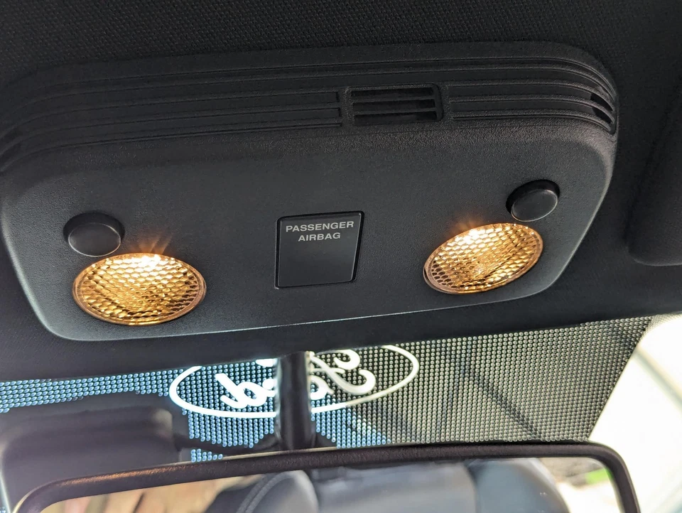 2016, Ford, Mustang, GT, Courtesy Light, 08/15-04/23 - image 1 of 3