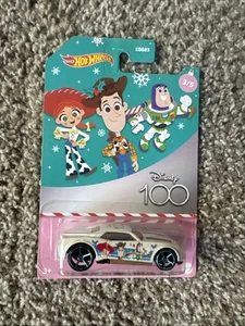 Hot Wheels Bully Goat 3/5 - Woody & Buzz - 2023 Disney 100 Holiday A - Bild 1 von 3
