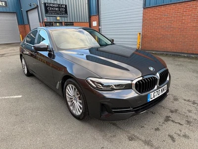 2020 BMW 5 Series 2.0 530e 12kWh SE Steptronic Euro 6 (s/s) 4dr SALOON Petrol/El - Image 1 of 4