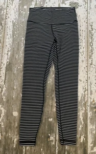 Lululemon Wunder Sotto Alto Stretto Luxtreme 28 Righe Parallele Nero Bianco - Foto 1 di 3