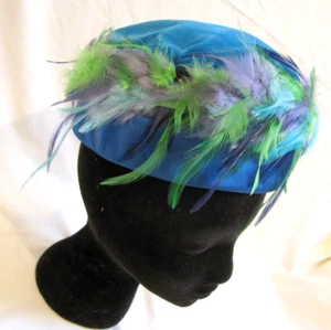 Womens Vtg Blue Green Feather Hat Fascinator Cap 50s 60s Union Made USA 645330 - Picture 1 of 14