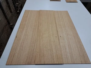 Oak Veneer - CONSTRUCTIONAL - 3 NATURAL WOOD SHEETS - 715 x 190 x 3.8mm - Picture 1 of 5