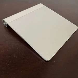 Apple Magic Trackpad A1339 Wireless Bluetooth Multi-Touch - Picture 1 of 4