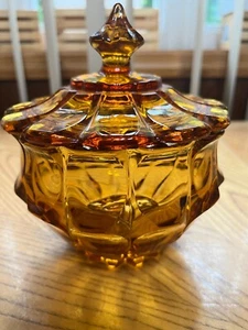 PLATO DE CARAMELO CON TAPA DORADA ÁMBAR FENTON PATRÓN VALENCIA F105 CHIP PEQUEÑO VINTAGE - Imagen 1 de 7