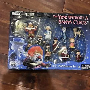 RAR & UNGEÖFFNET! 🎄 NECA The Year Without A Santa Claus 11-teiliges PVC Figurenset - Bild 1 von 8