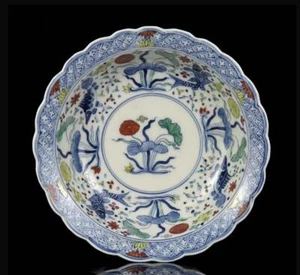 ANTIGUO RARO PLATO DE PORCELANA CHINO CHENGHUA MARCADO DOUCAI (X151) - Imagen 1 de 9