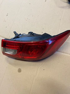 Fanale posteriore destro renault clio mk4 ph1 x98 2013 265502631R - Foto 1 di 4