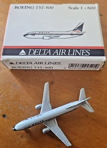 Delta Airlines . B737-300 .Schabak #925/21 .Scale 1:600. Diecast Model. - Picture 1 of 2