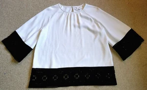 Womens Top-CHRISTIAN SIRIANO for J. JILL-white w/black floral lace trim tunic-PS - Picture 1 of 5
