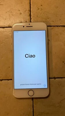 Apple iPhone 7 - 32GB - Argento (Sbloccato) - Immagine 1 di 4