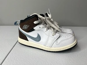 Nike Air Jordan Kleinkind Größe 9C braun weiß blau FQ8221-142 - Bild 1 von 17