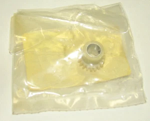 3M Pinion Gear 78-8223-8413-3 New Old Stock - Picture 1 of 1