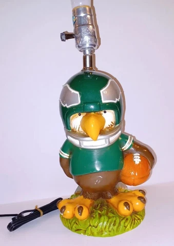 11" Philadelphia Eagles Lamp Vintage Rare 1983 NFL  Huddles Mascot Swoop Figure Cover