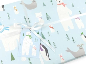 Christmas gift wrapping paper | Polar bears quality gift wrap + tag | Recyclable - Picture 1 of 5
