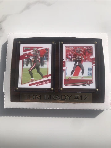 Tom Brady  2 Photos PLAQUE TAMPA BAY BUCCANEERS BUCS FOOTBALL NFL 8 X 6 Cover