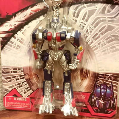 Hasbro Transformers Optimus Prime 2007 Poseable Movie Figure / Autobot Keychain - Image 1 of 4