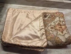 Beautiful Home Accents Pillow Shams Floral Design Silk Shantung Feel Rope Trim - Picture 1 of 6