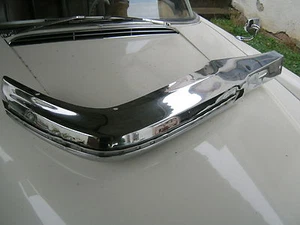 Mercedes W111 / W112 coupe / Cabrio Stoßstange vorne rechts Flachkühler - Picture 1 of 1