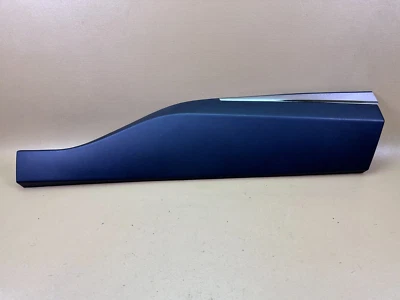 NEW 2015-2021 MURANO REAR RIGHT SIDE LOWER DOOR MOLDING TRIM AFTERMARKET - Image 1 of 4