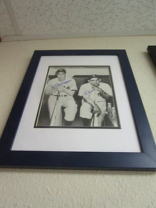 Yogi Berra & Joe DiMaggio Dual Signed & Framed 8x10 STEINER LOA - Picture 1 of 4