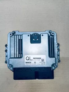 NISSAN ZD30 ENGINE ECU BOSCH 0 281 018 012 OEM ENGINE CONTROLLER - Picture 1 of 4