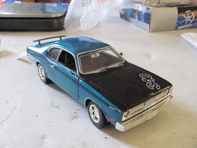 Ertl Collectible 1971 Plymouth Duster Johnny Lightning 3350SF00 diecast - Image 1 of 4