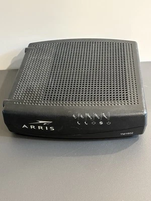 Cable módem de telefonía Arris Touchstone TM1602A 16x4 Docsis 3.0 Foto 1 de 4