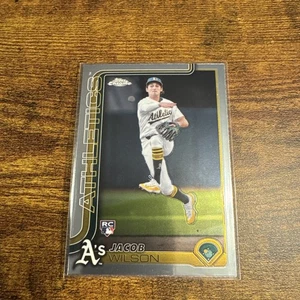 2025 Topps Chrome Jacob Wilson (RC) #96 Athletics Base Chrome Rookie Card - Bild 1 von 6