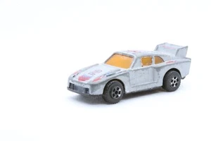 PORSCHE 935 1/65 PULLBACK CAR W12 CAR METAL DIECAST TOY SILVER/RED 911 VINTAGE - Picture 1 of 7