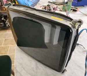 M2943 - Apple Multiple Scan 15 Display CRT Tube - Hitachi Branded - Picture 1 of 3