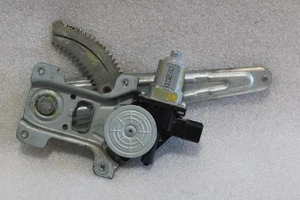 2015 SUBARU IMPREZA WRX RIGHT PASSENGER REAR DOOR WINDOW REGULATOR WITH MOTOR - Picture 1 of 9