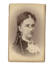 Antique CDV Photo ~ Woman with Braided Hair ~ Lyman W. Colby ~ Manchester, NH - Picture 1 of 2