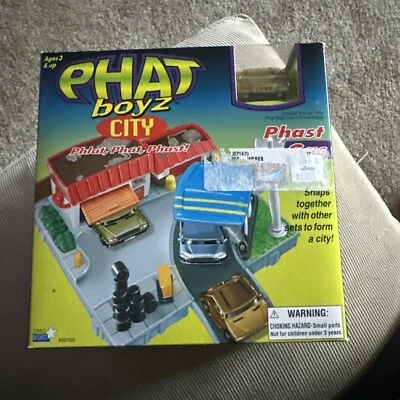 Simple Wishes Phat Boyz City Phast GASTATION Juego de Conexión y Coche NUEVO Foto 1 de 4